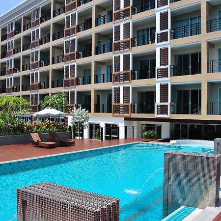 August Suites Pattaya Exterior foto