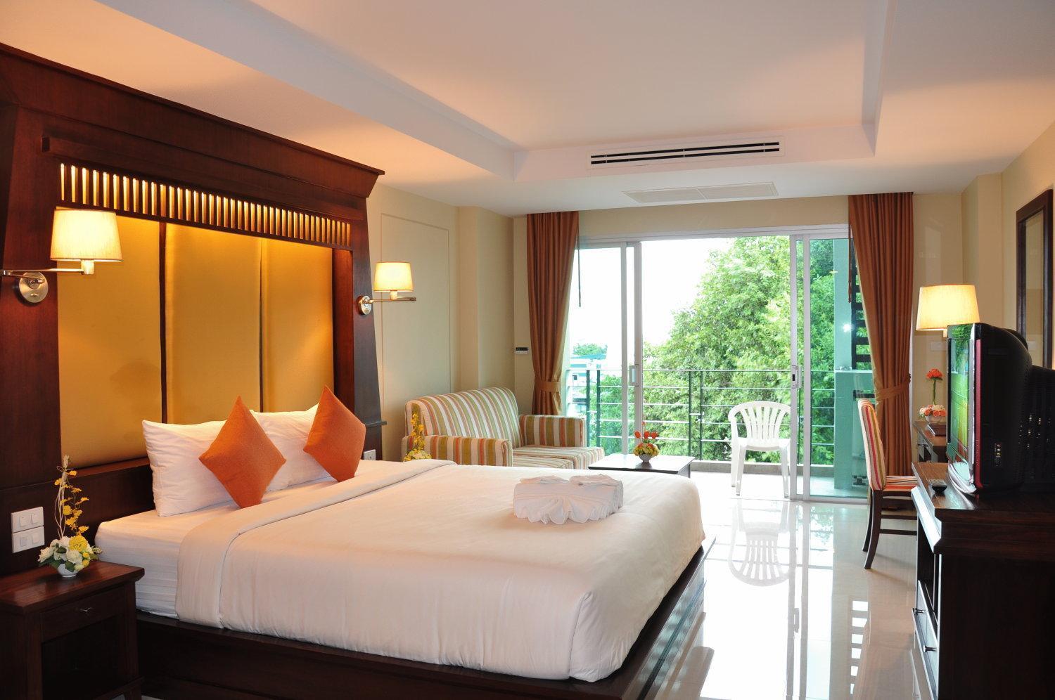 August Suites Pattaya Exterior foto
